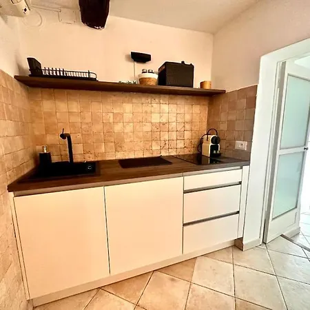 Un Petit Coin Proche De La * マントン